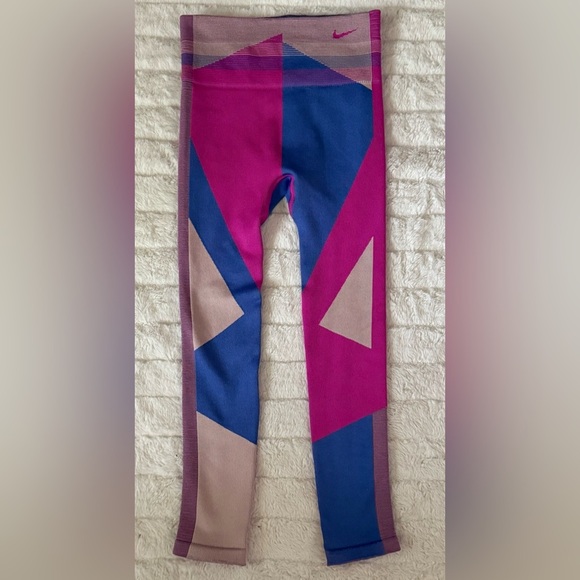 Nike Sculpt Lux Icon Clash Seamless 7/8 Tight Fit Leggings CJ4135-601 Women’s S - Picture 3 of 9